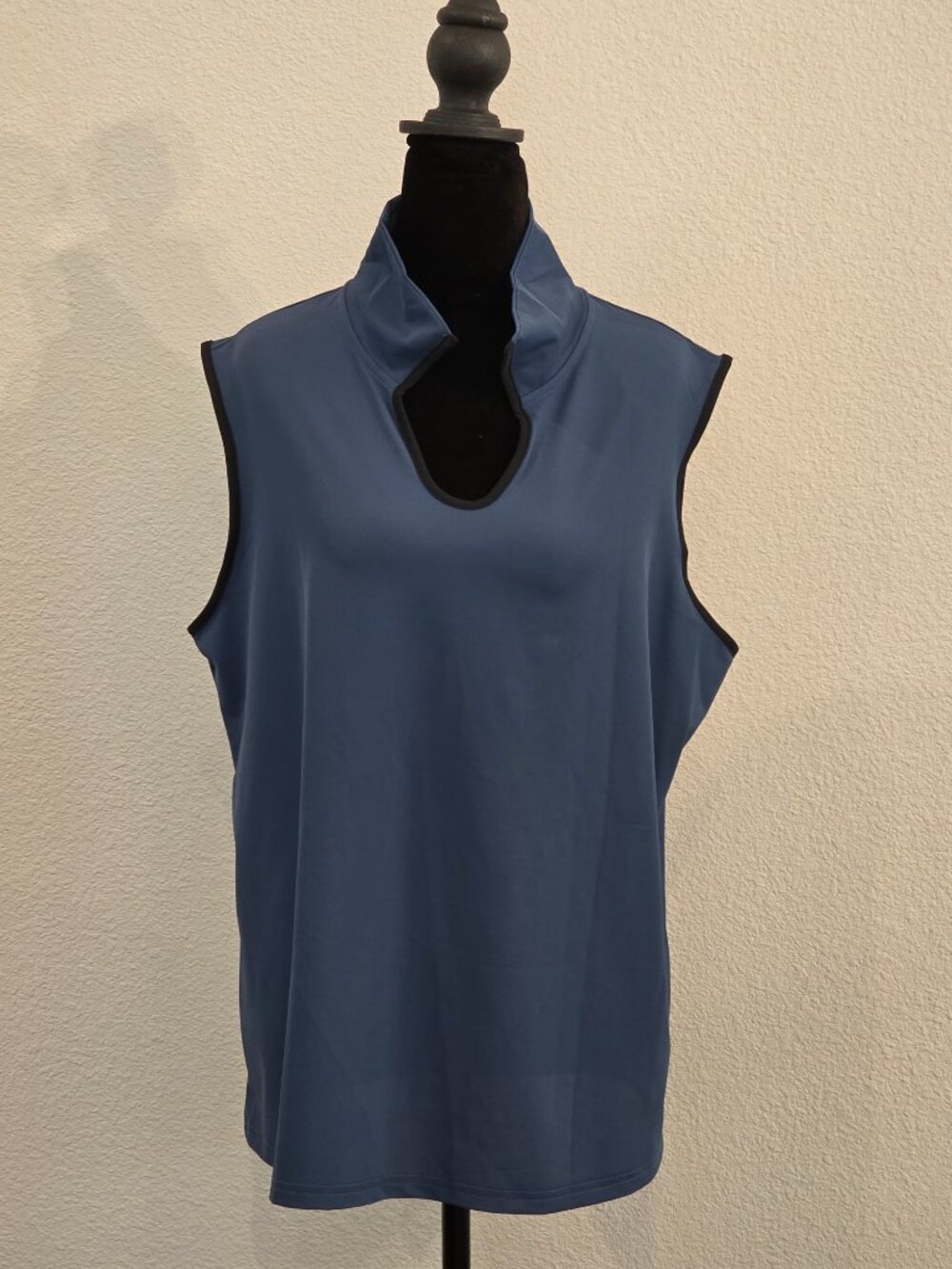 Mock  Neck Athletic top